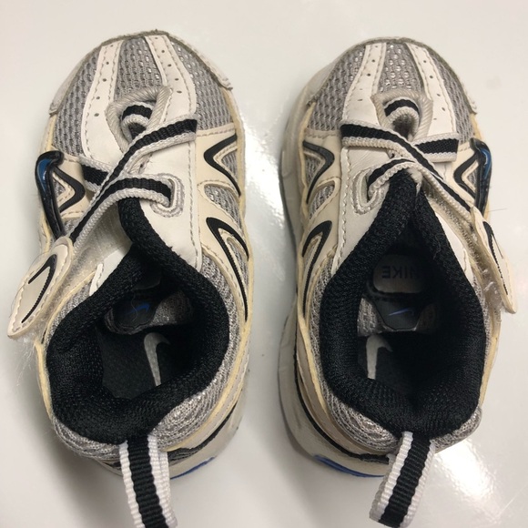 Nike T-Run 2 white black silver infant sneaker 4C - Picture 4 of 5